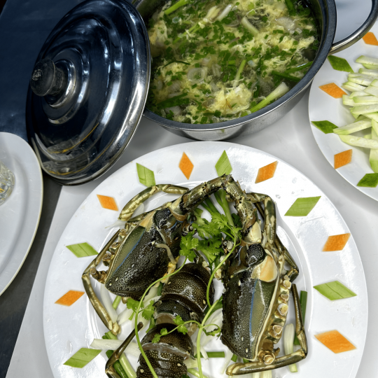 TÔM HÙM NẤU BẦU