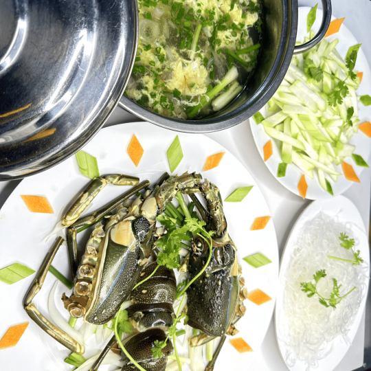 TÔM HÙM NẤU BẦU