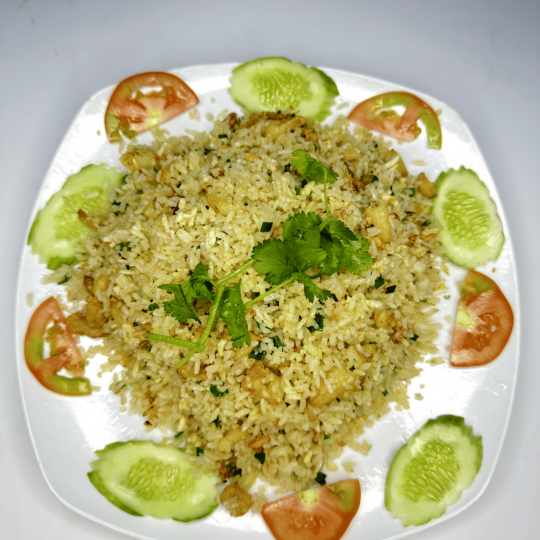 CƠM CHIÊN TỎI
