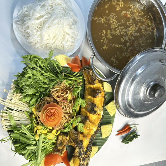 LẨU CÁ NƯỚNG CỦ NÉN