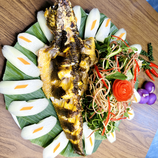 LẨU CÁ NƯỚNG NẤU MẺ