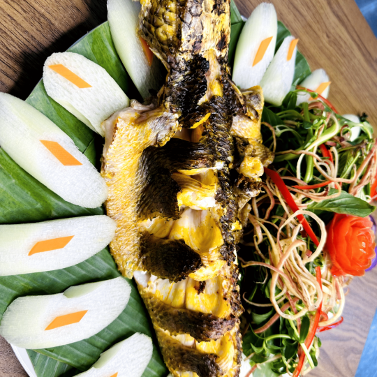 LẨU CÁ NƯỚNG NẤU MẺ