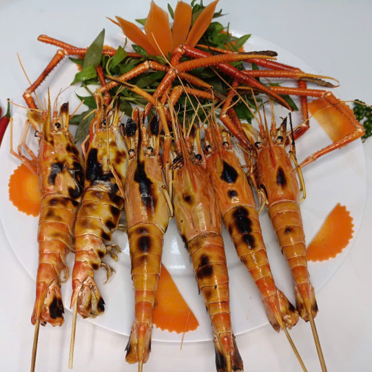 TÔM CÀNG XANH NƯỚNG MỌI