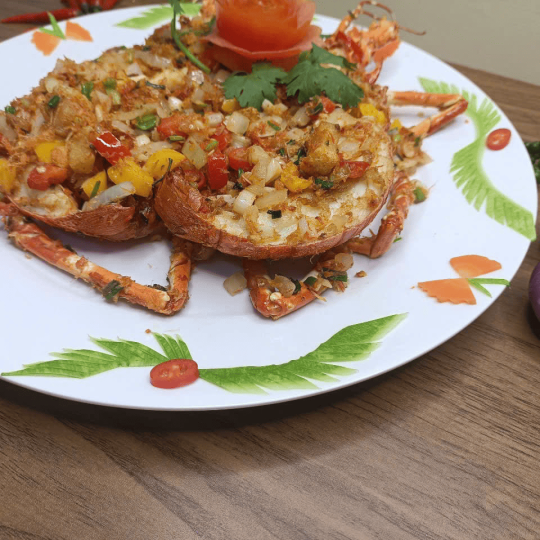 TÔM HÙM RANG MUỐI HỒNG KÔNG
