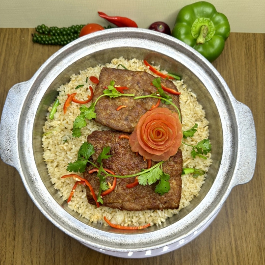 CƠM TAY CẦM CÁ MẶN