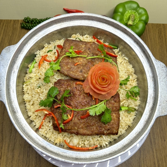 CƠM TAY CẦM CÁ MẶN