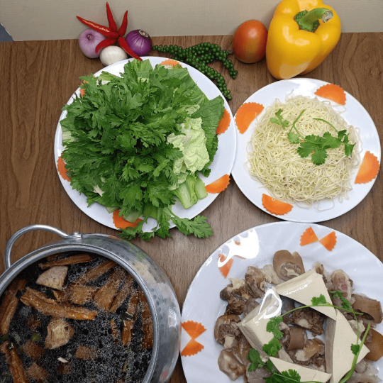 LẨU ĐUÔI BÒ KHOAI MÔN