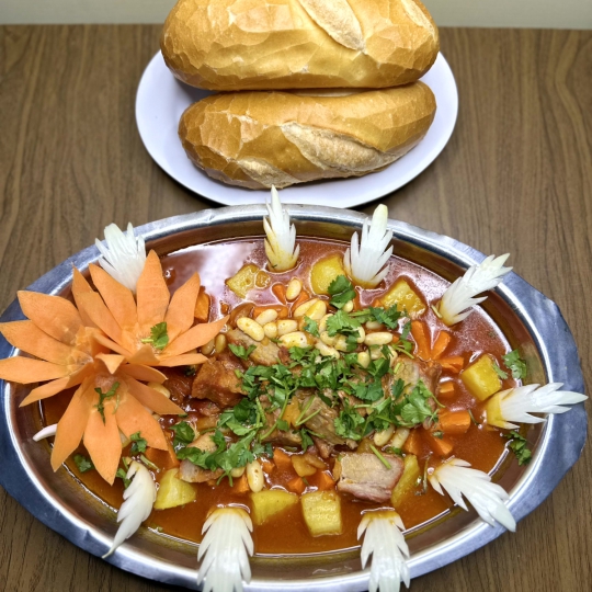 BÒ NẤU ĐẬU