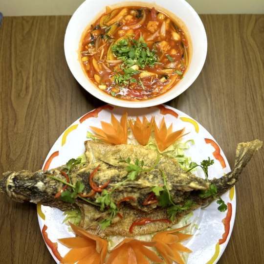 CÁ CHẺM SỐT CHUA NGỌT