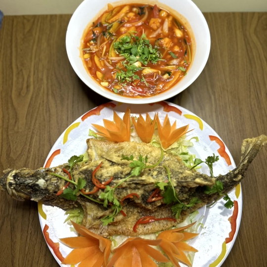 CÁ CHẺM SỐT CHUA NGỌT