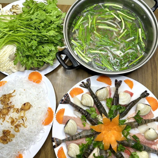 LẨU NẤM HẢI SẢN