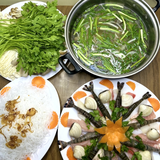 LẨU NẤM HẢI SẢN